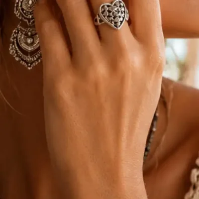 Zilveren dames ring Lots of hearts