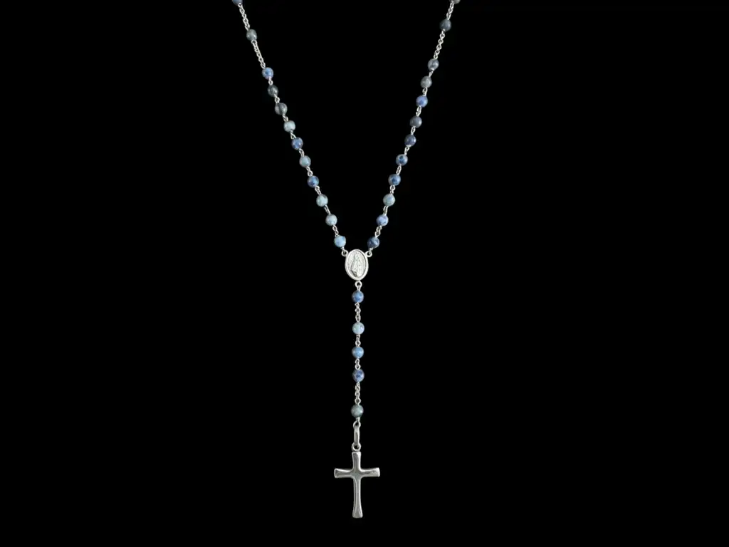 Kralen ketting Rosita darkblue met lapis lazuli steentjes 1 Kralen ketting met donkerblauwe kralen