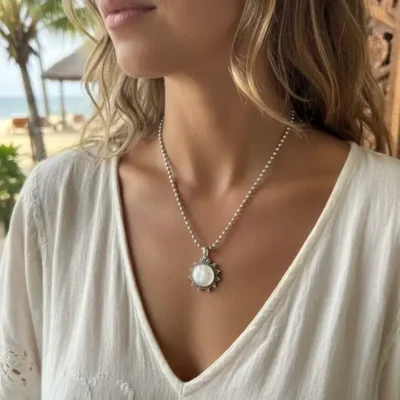 Zilveren hanger Sunny met seashell steen limited edition