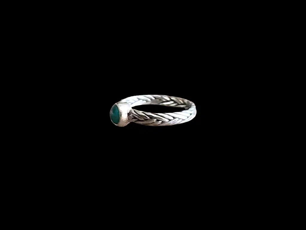 Zilveren dames ring Ciao blue 3 Zilveren schakel ring met turkoois steentje
