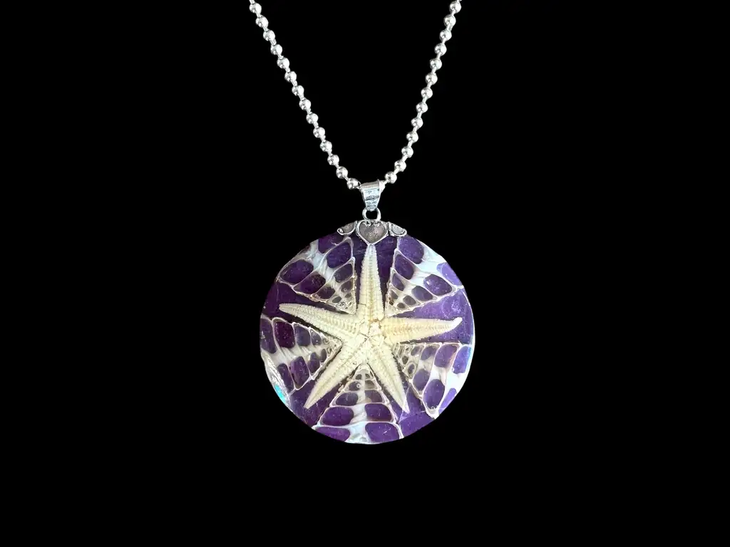 Hanger purple seastar 1 Hanger met een zeester