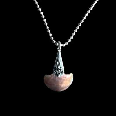 Hanger Thors van bruine seashell